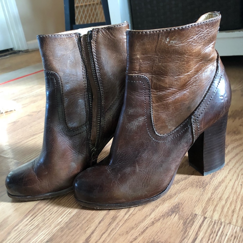 🚫SOLD🚫 Frye Booties